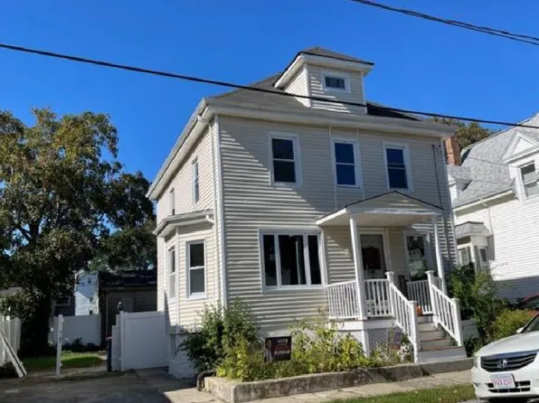 99 Oak St, New Bedford, MA 02740