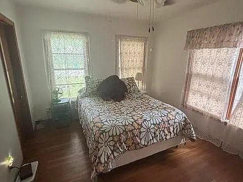 114 Oak Lane Dr — Photo 4