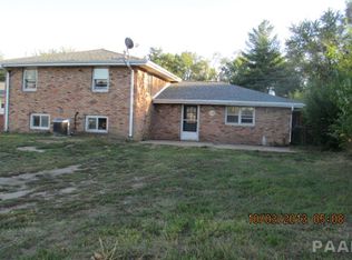 3303 W Linda Ln, Peoria, IL