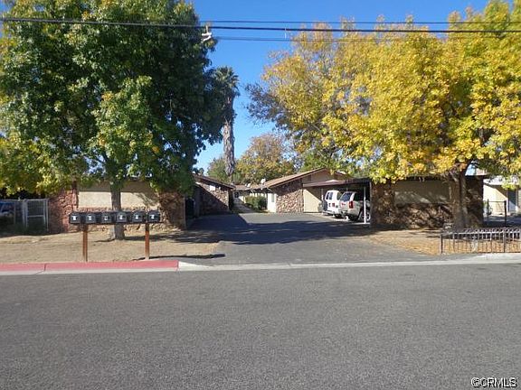 2nd image of 169 N Mayflower St APT 1