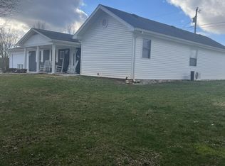 446 E Todd Rd, Science Hill, KY 42553