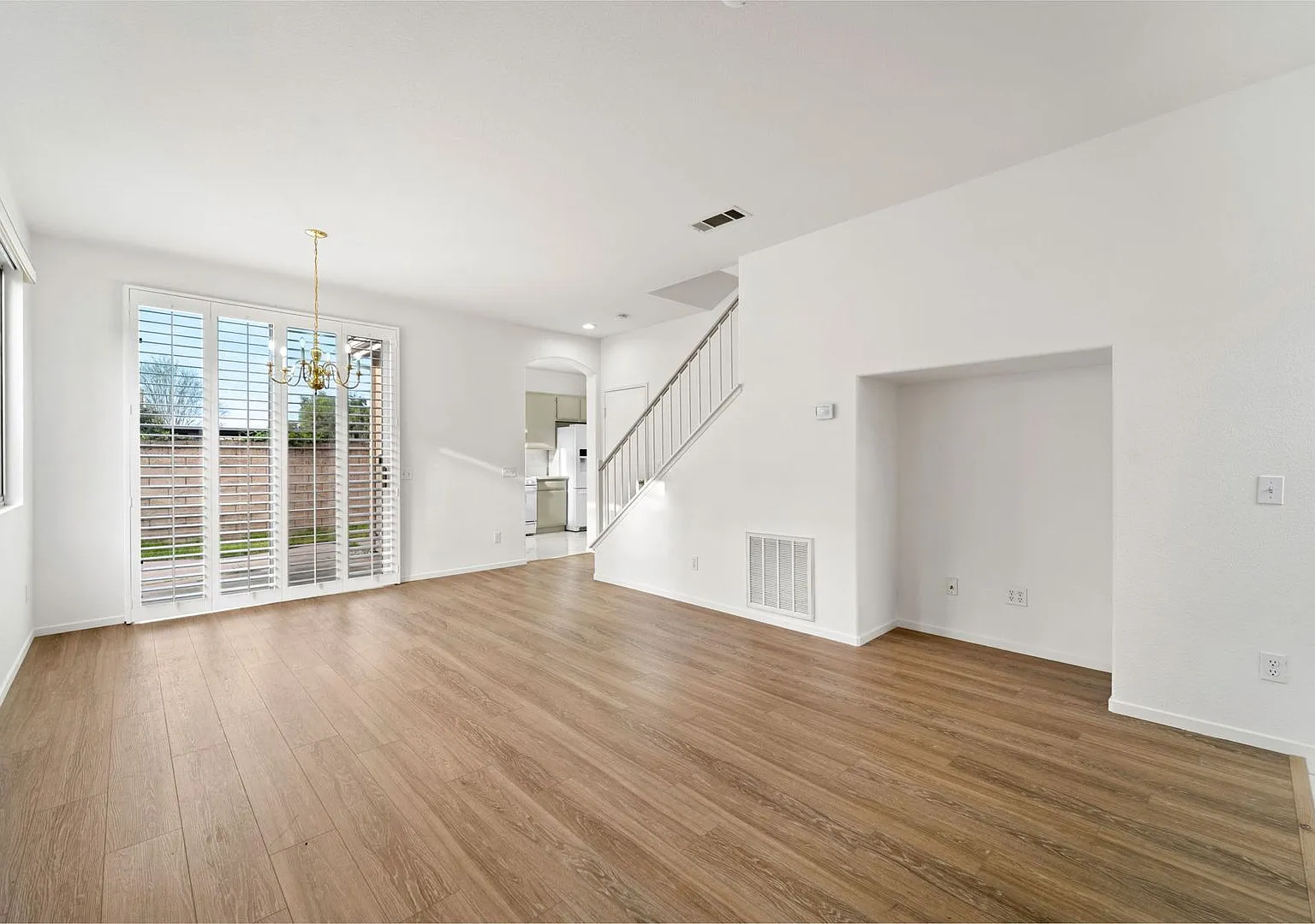 Beautiful Mira Mesa Home! — Photo 3