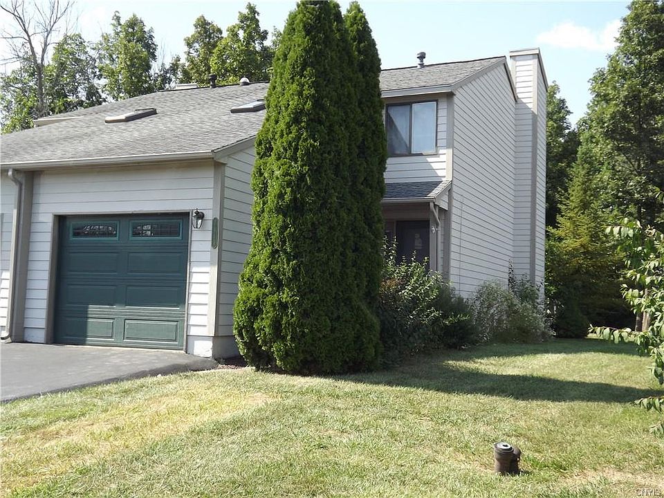1st image of 7443 Coachlight Ln