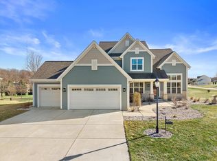 W222S3988 Timm DRIVE, Waukesha, WI 53189