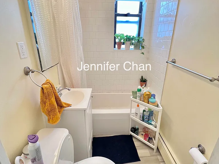 15 Park Vale Ave #10 — Photo 9