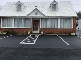 3212 W Washington St, Petersburg, VA 23803