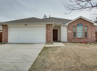304 Willowlake Dr, Little Elm, TX 75068
