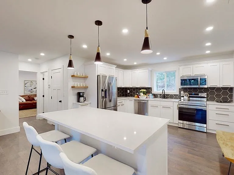11833 Overlook Dr — Photo 3