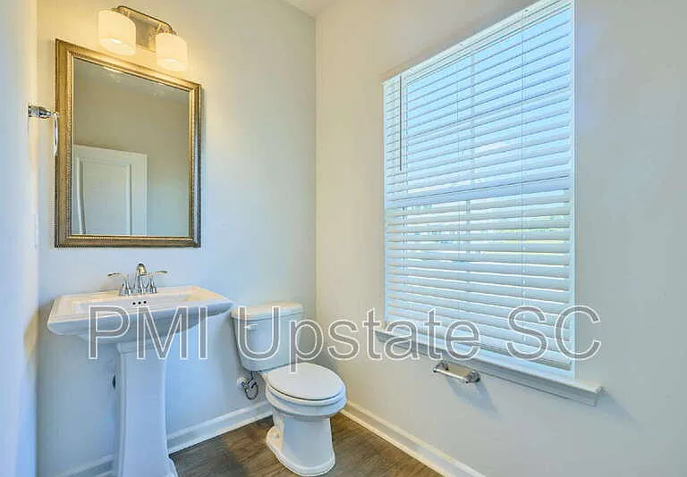 105 Pendleton Place Way — Photo 9