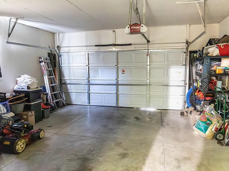 4947 Lincoln Rd — Photo 19