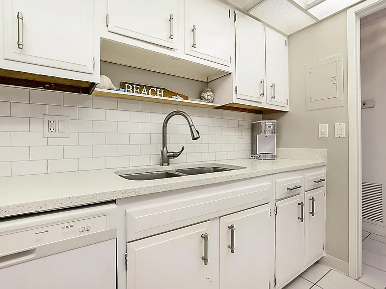 2121 N Ocean Blvd #407W — Photo 16