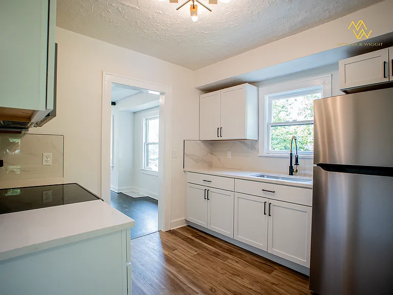 3938 Myrtle Ave — Photo 15