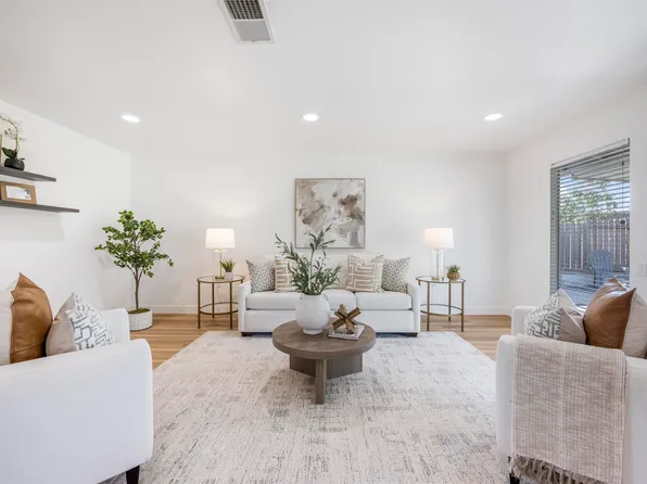 1598 Bluebell Dr, Livermore, CA 94551
