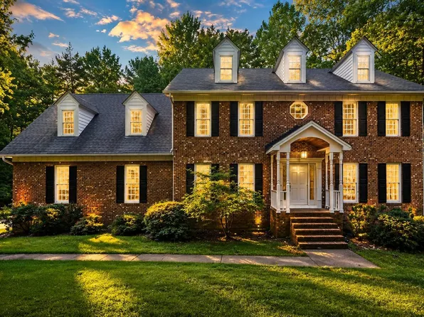 225 Jansmith Ln, Raleigh, NC 27615