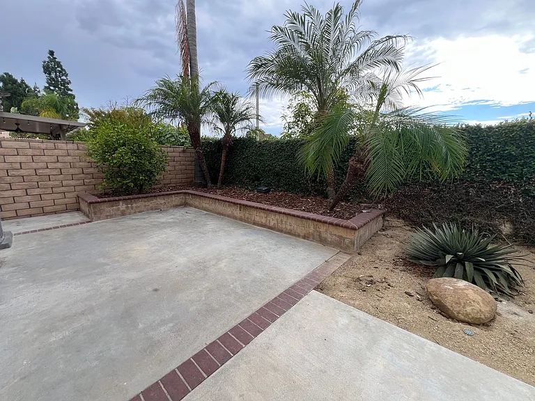 2540 San Saba St — Photo 20