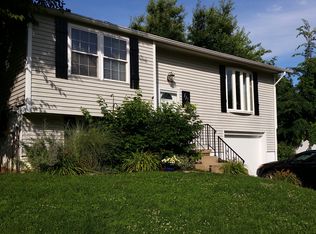 117 Douglas Rd, Marquette Heights, IL 61554