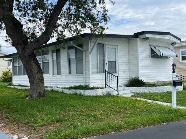 1283 Constitution Dr, Daytona Beach, FL 32119