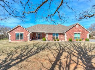 7225 Ridge Manor Ln, Oklahoma City, OK 73150