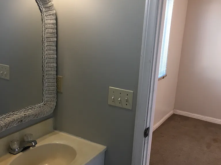 712 22nd St #712 — Photo 14