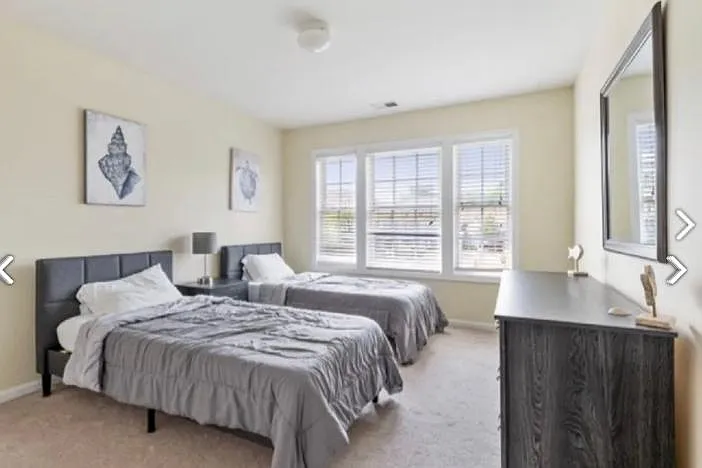 606 Turnberry Ct — Photo 11