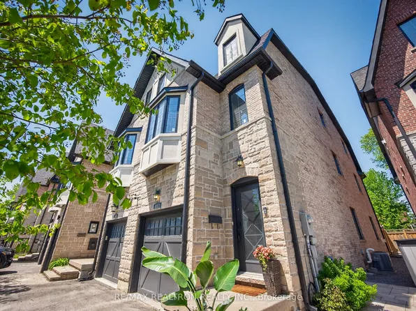 105 Hunt Ave, Richmond Hill, ON L4C 4H1