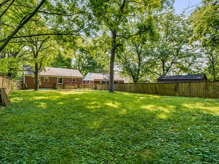 1428 Greenland Ave — Photo 19