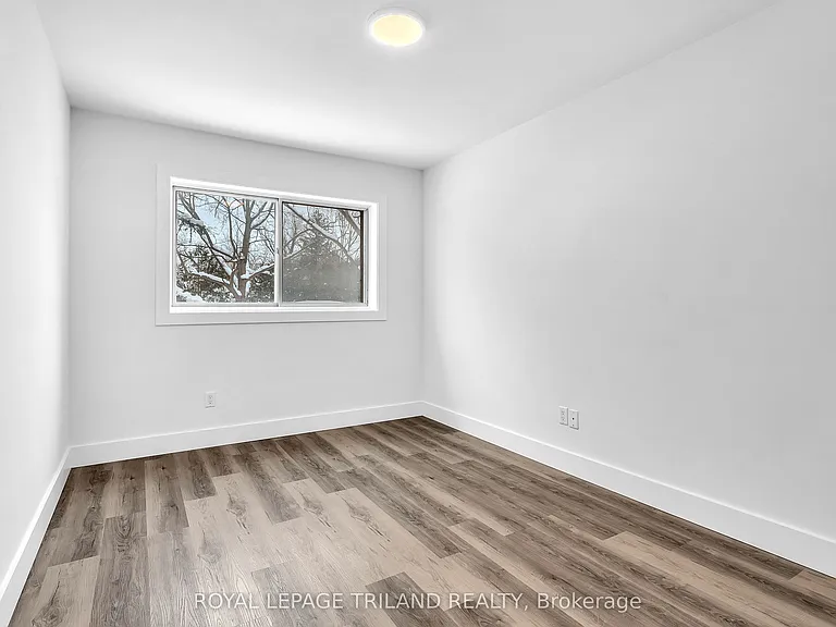 104 Devonshire Ave #305 — Photo 13
