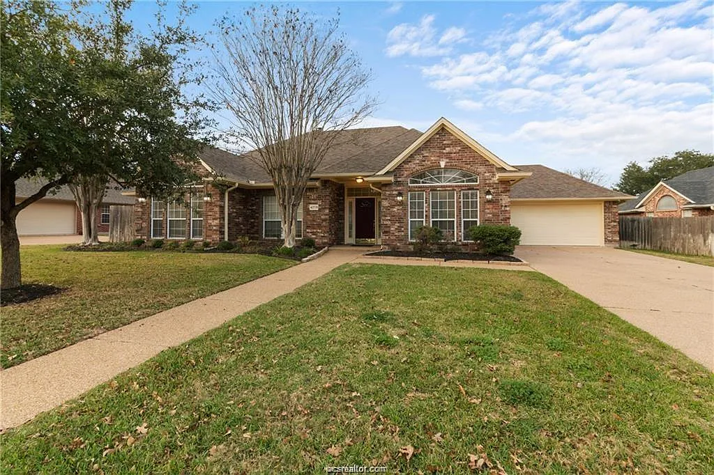 Building Photo - 4709 Shoal Creek Dr