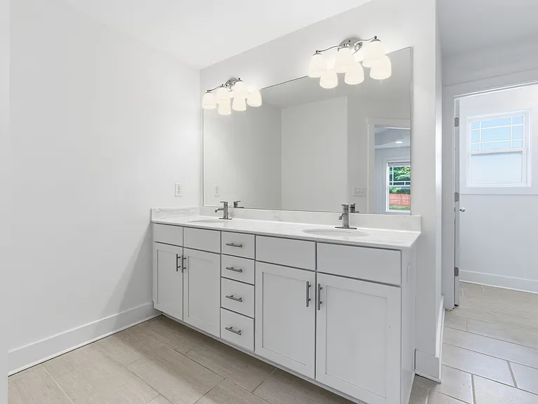 2350 Terrace View Cir SW — Photo 36