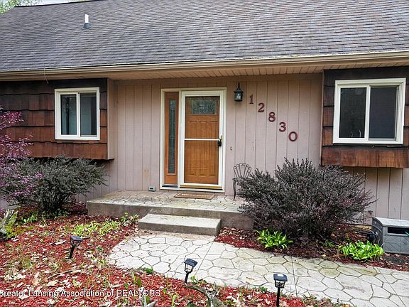 4th image of 12830 Upton Rd