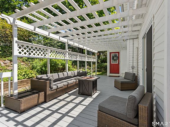 5th image of 47 Middlebury Terrace