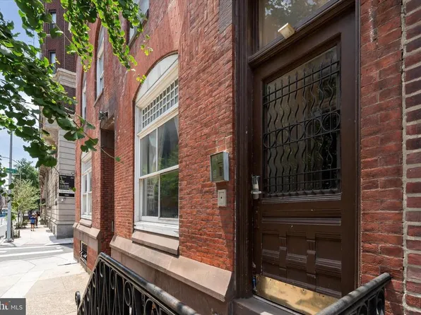 240 S 13th St APT B, Philadelphia, PA 19107