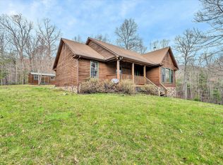 245 Hickory Ln, New Castle, VA 24127