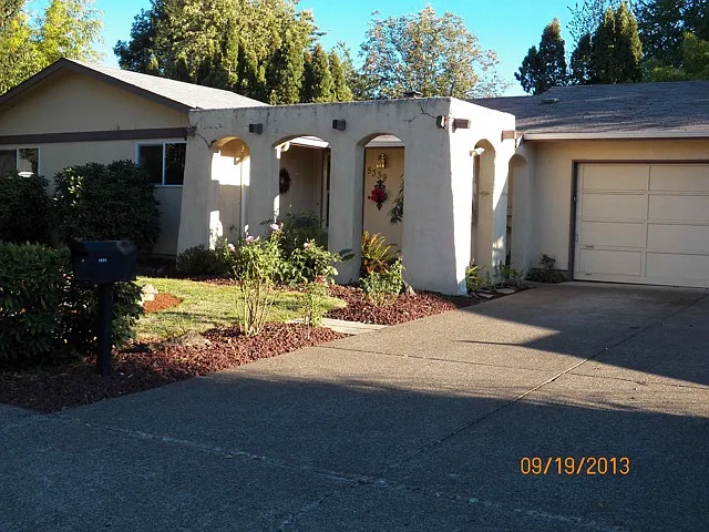 5339 B St photo 1