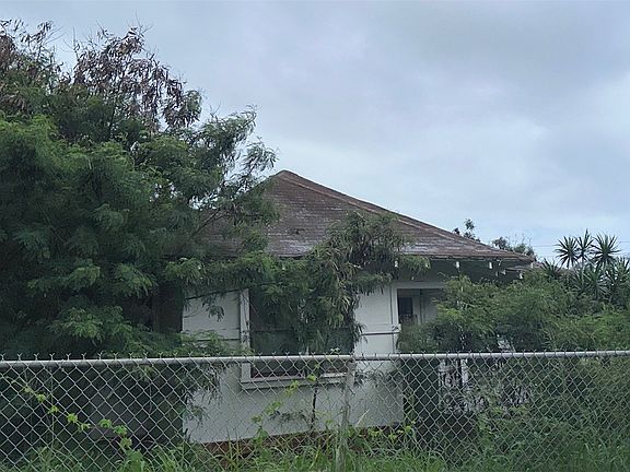 2nd image of 86-319 Mailiilii Rd