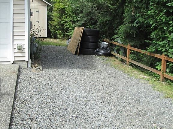 4th image of 7305 2nd Dr SE