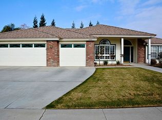 8900 Hickory Hills Ave, Bakersfield, CA 93312