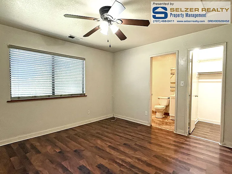27 & 27 Betty St #A — Photo 9