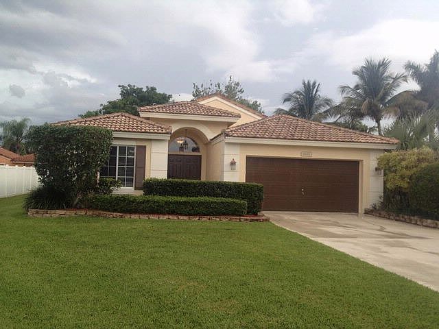 1st image of 4536 NW 7th Pl