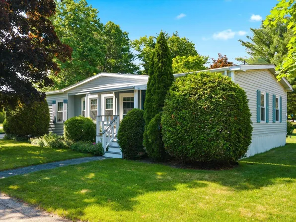 163 Donald Drive, Goffstown, NH 03045