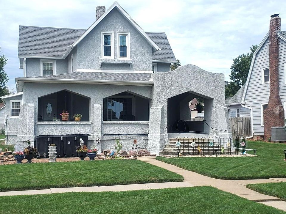 1st image of 303 Ely St