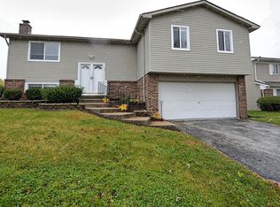 36 Wedgewood Rd, Matteson, IL 60443