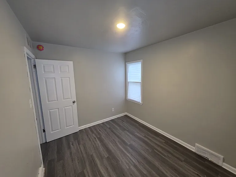 9252 Minock St — Photo 28