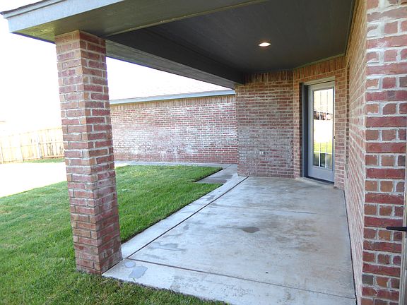 4th image of 8304 Vail Dr