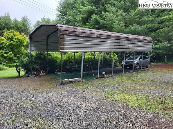 5104 Idlewild Rd, Fleetwood, NC 28626