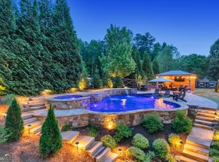5725 Sunburst Dr, Powder Springs, GA 30127