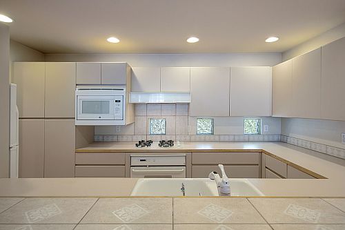 4th image of 1612 Taylor Ave N #1612