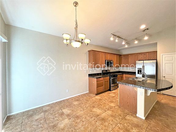 4th image of 9724 Red Horse St