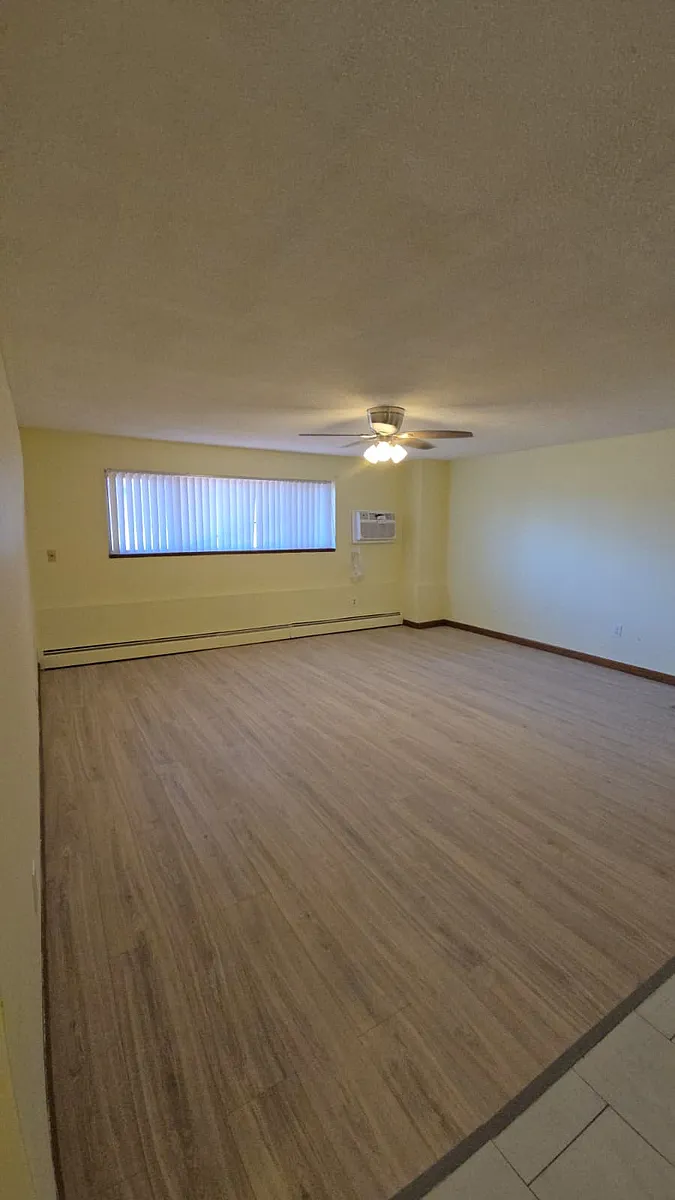 Building Photo - 341 Pawtucket Blvd #5