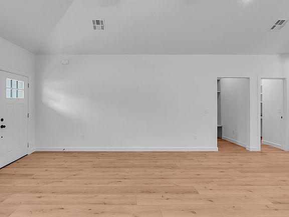 4th image of 412 N 13th St #414